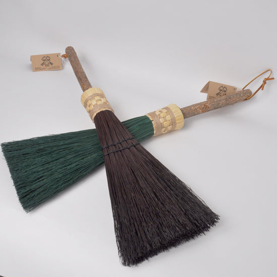 http://store.historicarkansas.org/cdn/shop/products/hearth-brooms-flat.jpg?v=1611069076